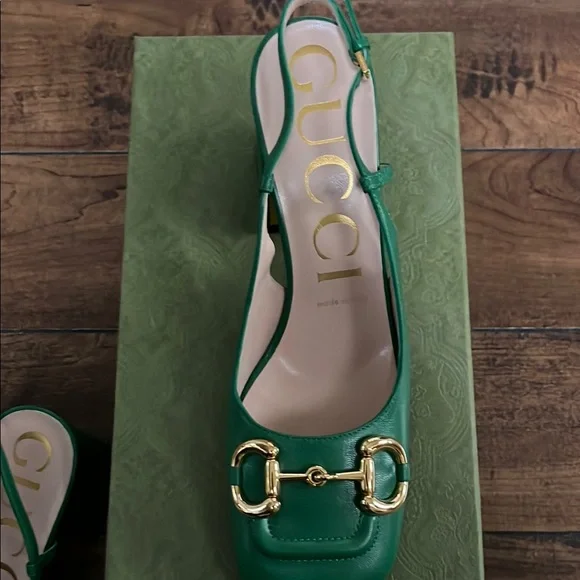 Brand New! Gucci Green Heels with Horsebit Detail - Picture 3 of 4